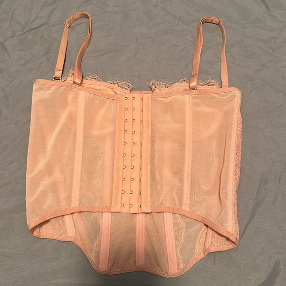 light pink corset top - Picture 2 of 3